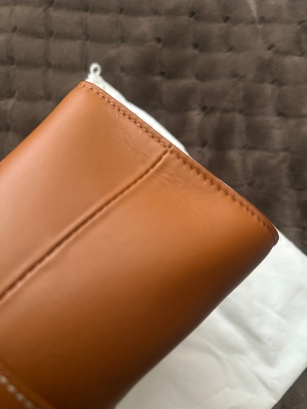 Chloé Caramel Brown Leather Tote with Embossed Logo Straps - Picture 5 of 8
